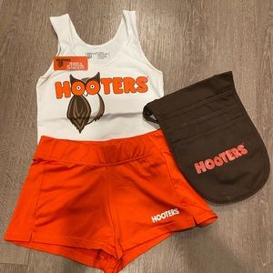 Hooter girl uniform